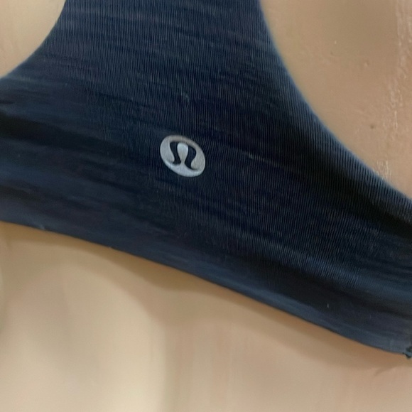 Lululemon Women's Black top - Picture 4 of 7